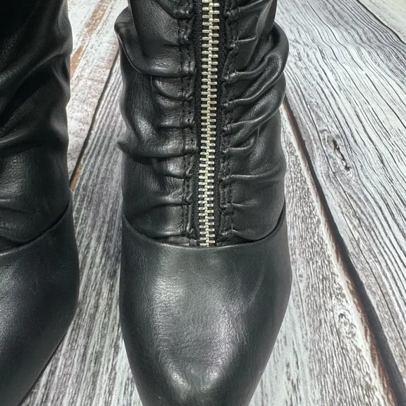 NWOT Kardashian Kollection Black Cuffed Heeled Boots with Zippered Design Size 9 - Picture 6 of 12